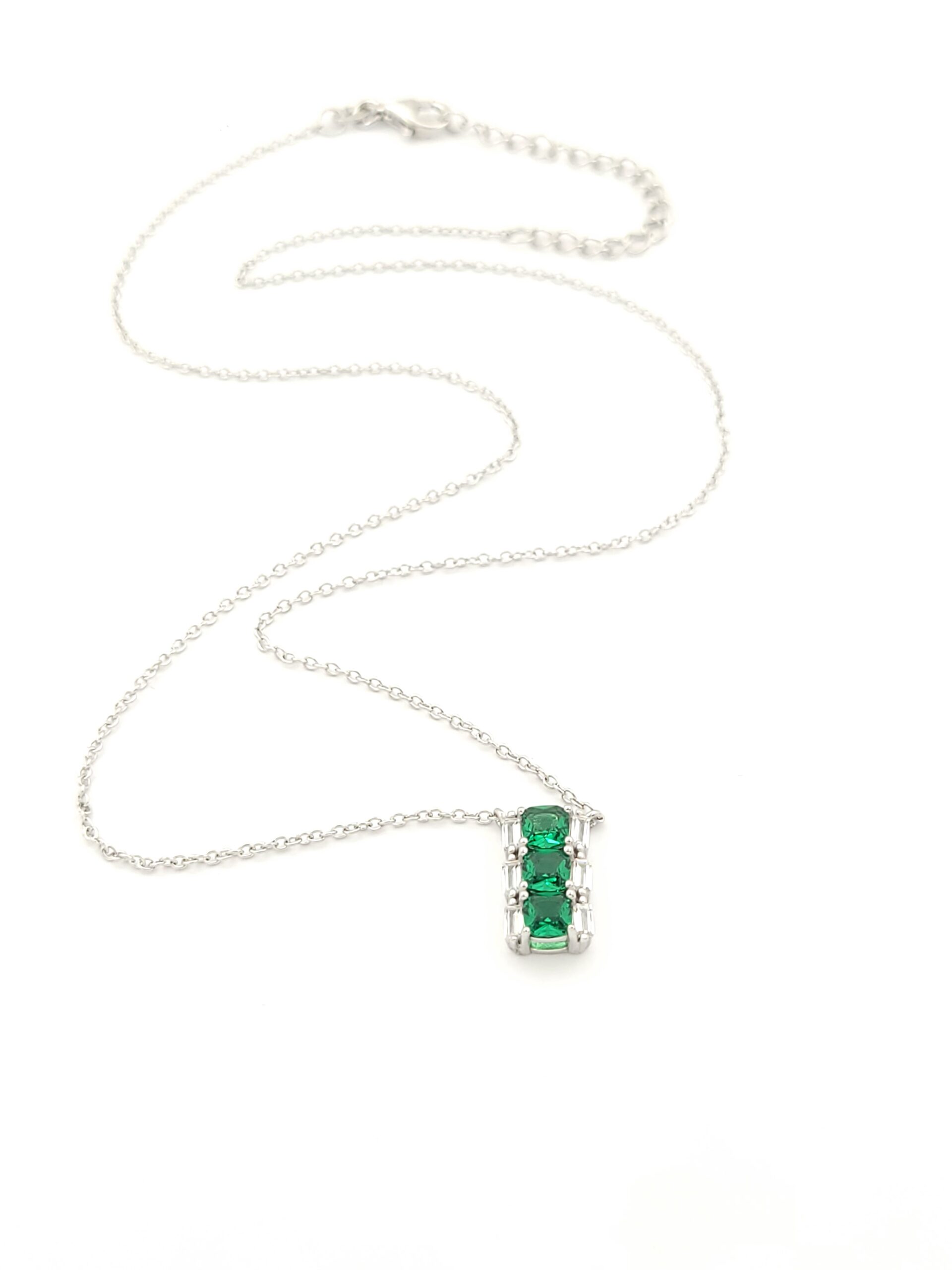 Ασημένιο Γυναικείo Κολιέ της For You Jewels, Με Πράσινο και Λευκά Ζιργκόν κωδ.N21564EM