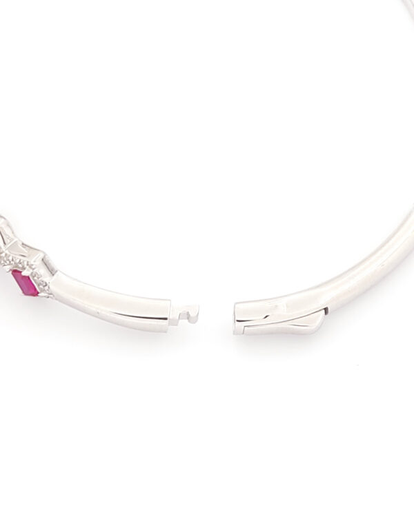 Ασημένιο Γυναικείο Βραχιόλι-Χειροπέδα, Με Ροζέτες Με Μωβ Και Λευκά Ζιργκόν κωδ.109560 - Image 3